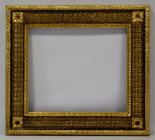 Alter rahmen mit blattmetall - rahmen,