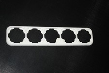 Busch & Jäger LX 5-fach Rahmen waagerecht in alpinweiß