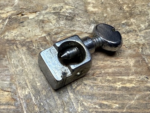 Nadelhalter für nähmaschine - nadelhalter,