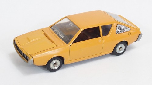 Dinky toys made spain - dinky,