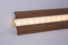 2,5 m Sockelleisten für LED