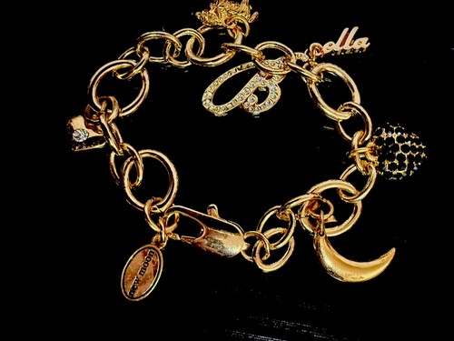 Twilight new moon bella - bella, charm