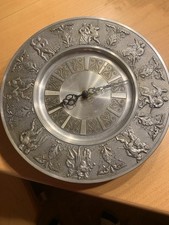 Wanduhr aus Zinn ca. 31 Cm