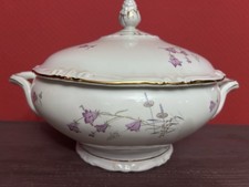 Suppenterrine mit Deckel
