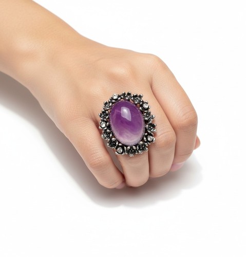 Ring mit großer lila - mit,