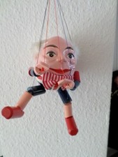 PELHAM  PUPPET   BY  DAVID  LECH-  SEHR  SELTEN-