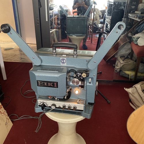 Eiki beamer 16mm prüfen - beamer,