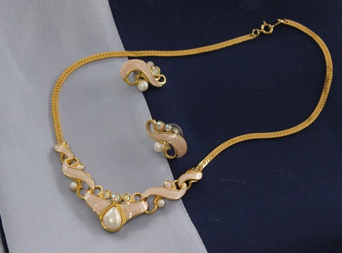 Trifari modeschmuckset usa - ,