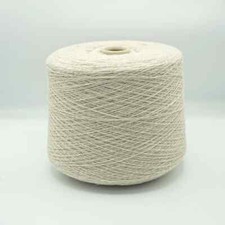 100% Merino Wolle STOCK