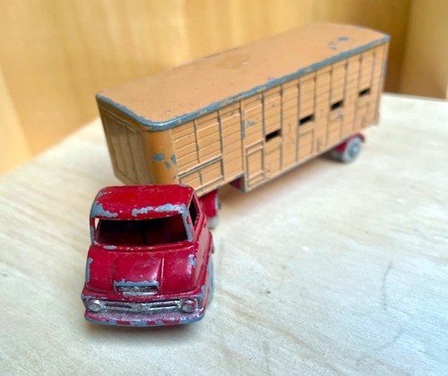 Matchbox jennings cattle truck - cattle,