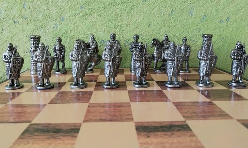 Imposantes schachspiel aus - imposantes,