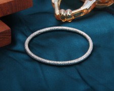 A27 Armspange rund gehämmert