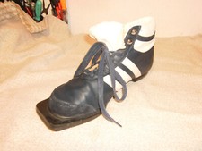 1 Stück !.Langlaufskischuh  ADIDAS Nordic Norm 75 mm, Rechts EU Gr. 40 (25,5 cm)