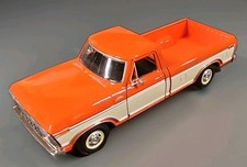 Motormax 79346 Ford F-150 Custom orange/beige 1979 Maßstab 1:24 Modellauto