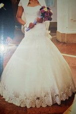 Demetrios Brautkleid, Größe