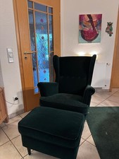 IKEA Strandmon Sessel und Hocker Samt dunkelgrün mit Schonbezug beige Top!!!