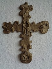 Wandkreuz mit Relief -Mann und