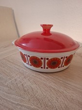 Feuerfeste Schale mit Deckel