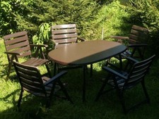 5 Gartenstühle Gartentisch