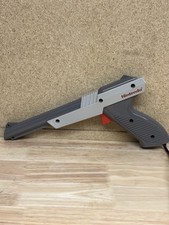 Nintendo NES Zapper Light Gun