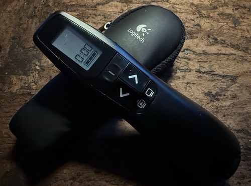 Logitech r800 presenter - logitech,