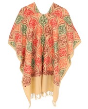 Bestickter Ponchoschal