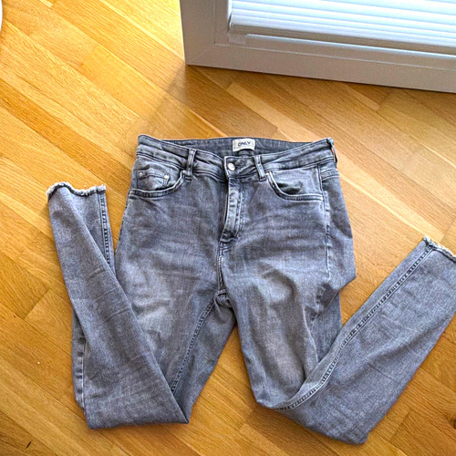 Only damen jeans grau größe - grau,