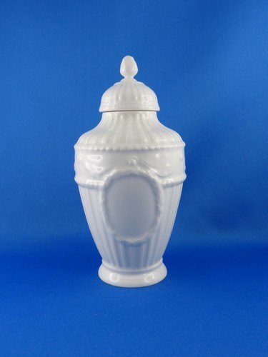 Kleine relief porzellan vase - kleine, /