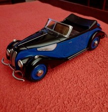 Schuco Classic 1/18 - BMW 327