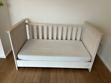 Baby-/Kinderbett weiß