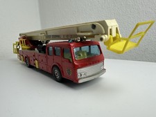 Modellauto Dennis Fire