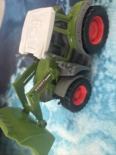 Spielzeug traktor wir - wir, neu