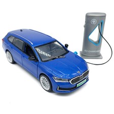 1/35 2024 Skoda Superb IV