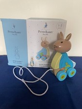 Beatrix Potter ''Peter Rabit'' Nachziehspielzeug aus Holz