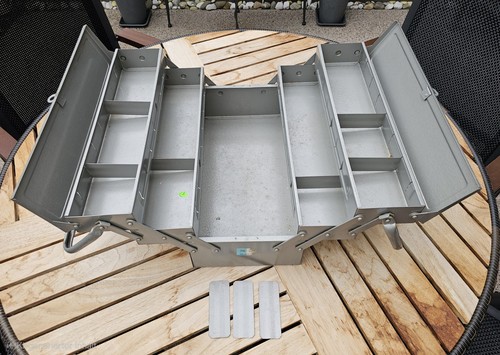Metall werkzeugkasten - metall,