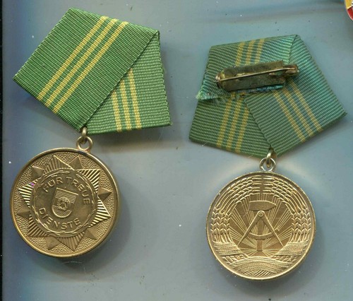 Ddr medaille für treue - ddr:medaille,