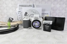 Nikon 1 V2 Gehäuse in Weiß -