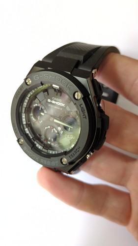 Casio shock gst w100g - g-shock,
