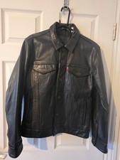 Levi’s Men’s Buffalo