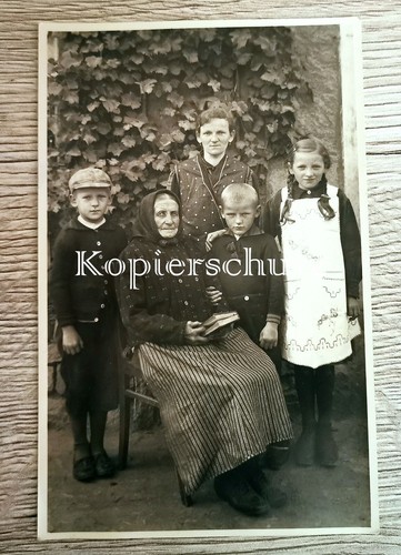 Echt-Familienfoto-Ansichtskart