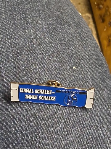 Alter pin fussball schal - alter,