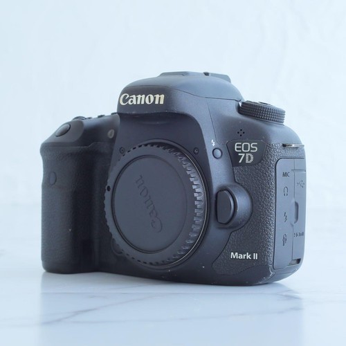 Canon eos mark - 7d,