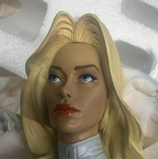 Sideshow Collectibles Statue Figur Emma Frost Hellfire Club Premium 1/4 WIE NEU