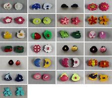 5 Stück Knöpfe Kunststoff Kinderknöpfe,verschiedene Motive 