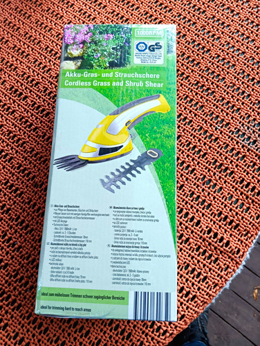 Akku gras und strauchschere - und,