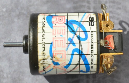 Associated reedy brushed - ,