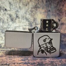 Benzinfeuerzeug Sturmfeuerzeug Landser Wehrmacht Soldat Feuerzeug Gasmaske