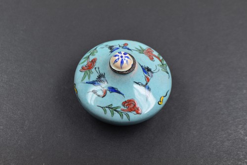 Antikes snuffbottle form - snuffbottle, in