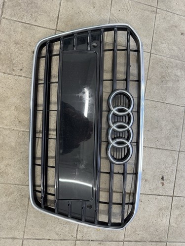 Audi line 14 front - s-line,
