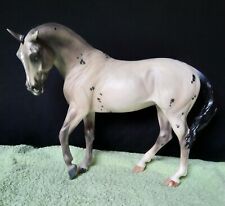 Modellpferd Resin Pferd